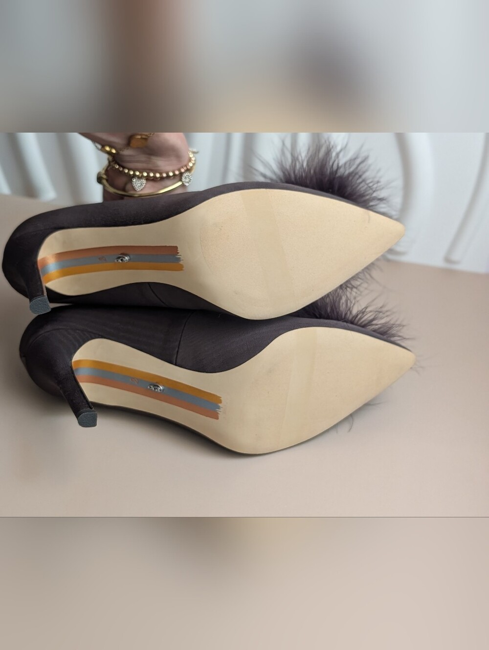 NWT Sam Edelman Hazel Feather Embellished Pumps Cocoa Satin Size 8 MSRP $165 - Picture 7 of 14